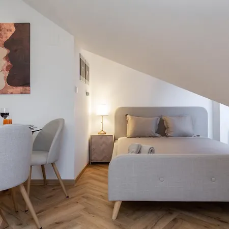 Apartman Old Town Attic Gem Charles Bridge Wenceslas *