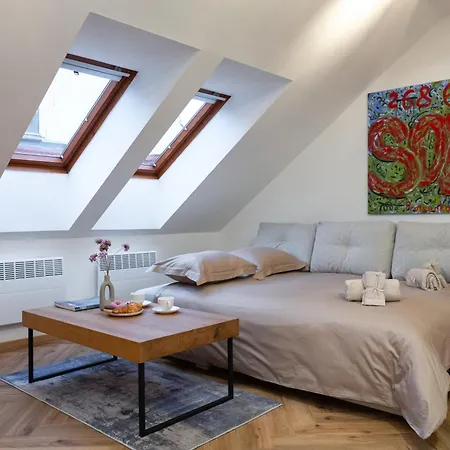 Apartman Old Town Attic Gem Charles Bridge Wenceslas *